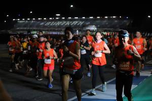 BIB: 26701, 2957, 26495
                            <button type="button" onclick="openModal(11475612)" class="btn btn-primary btn-sm float-right btn-popup" data-toggle="modal" data-target=".modal-high-quality">
                        <i class="fas fa-shopping-cart"></i> Add to Cart
                    </button>
                                            <button type="button" onclick="isThisMe(11475612, true)" class="btn btn-success btn-sm float-right btn-popup btn-isme hidden" data-toggle="tooltip" data-placement="bottom" title="นี่คือรูปของคุณใช่ไหม คลิกที่นี่เพื่อเอาเข้าอัลบั้ม">
                        <i class="fas fa-plus"></i> Add to album
                    </button>
                    <button type="button" onclick="isThisMe(11475612, false)" class="btn btn-warning btn-sm float-right btn-popup btn-isnotme hidden">
                        <i class="fas fa-ban"></i> Remove from album
                    </button>